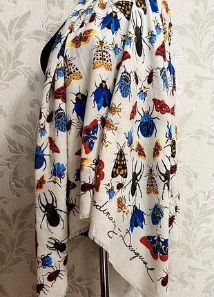 Desigual  велика хустка ентомологічними мотивами