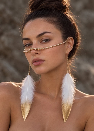 Оригинальная украшение цепочка для лица с перьями фейсчейн face chain футуризм бохо вечеринка рейв фотосессия фестиваль вырий просторнеба
