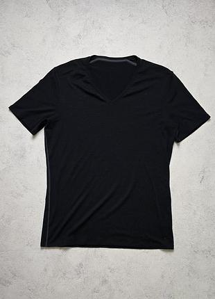 Вовняна футболка icebreaker anatomica 150 merino v-neck t-shirt base layer