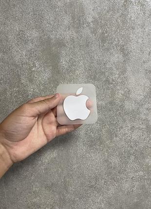 Яблуко на apple