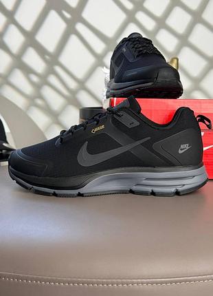 Чоловічі термо кросівки nike zoom structure shield gtx