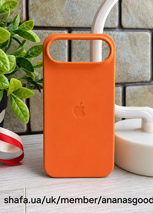 Чохол silicone case iphone 17 air жовтогарячий силіконовий чохол iphone 17 аїр із мікрофіброю закритий низ