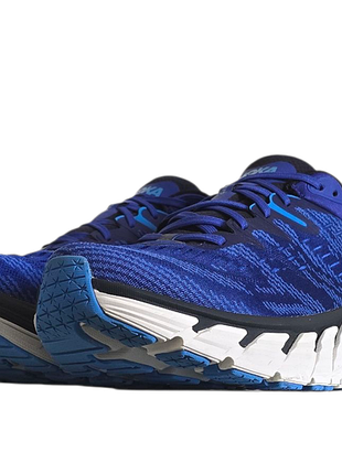 Hoka salomon scarpa saucony
