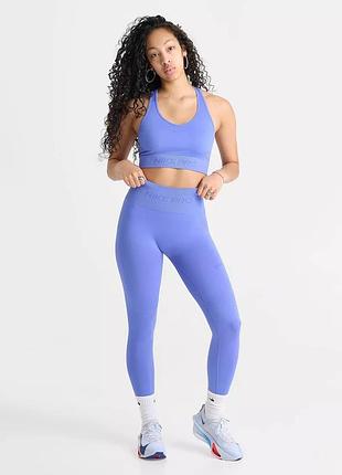 Жіночий безшовний комплект кроп топ + легінси nike pro оригінал з нових колекцій.