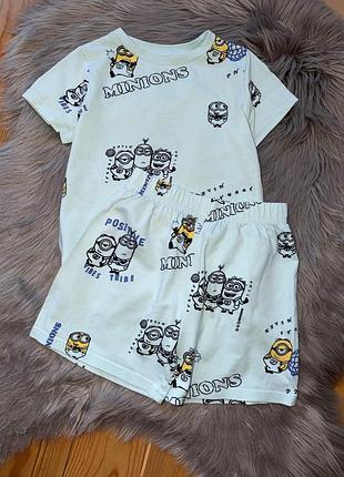 Ідеальна якісна піжама з міньонами на хлопчика 4/5р m&s collection