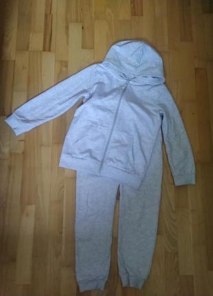 Костюм спортивний