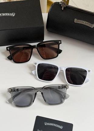 Стильні сонцезахисні окуляри chrome hearts