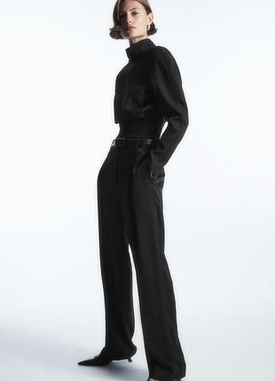 Блуза женская cos power-shoulder open-back waisted top / 36,38,40