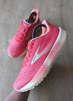 Крутые женские беговые кроссовки  brooks, р.39