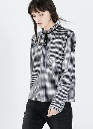 Блуза заа zara жіноча сіра у клітинку віші із завʼязкою бантом на шиї із комірцем стійкою романтична