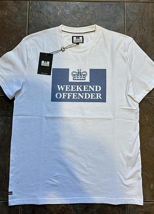 Нова футболка weekend offender