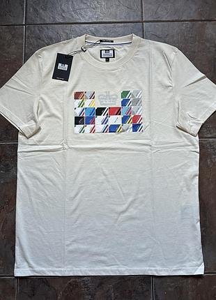 Нова футболка weekend offender