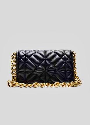 Сумка zara стильна стьобана з масивною ланцюжком чорна