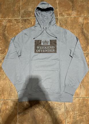 Нова кофта weekend offender