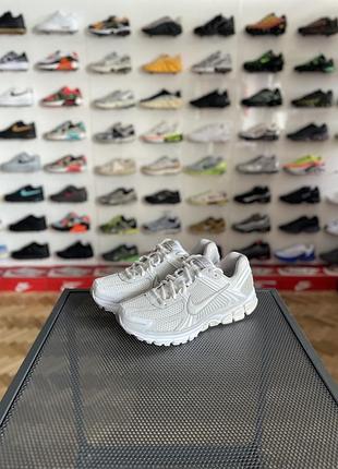 Оригінал! кросівки жіночі nike zoom vomero 5 grey fj2028-107