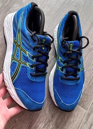 Фирменные кроссовки asics contend
