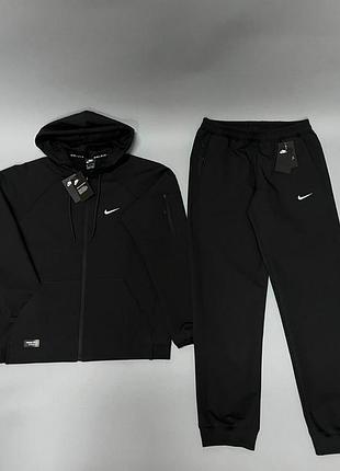 Чоловічий костюм  nike на осінь-весна