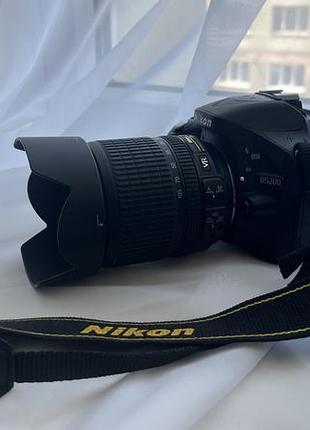 Дзеркальний фотоапарат nikon d5200 + об'єктив 18-105mm vr + сумка та аксесуари
