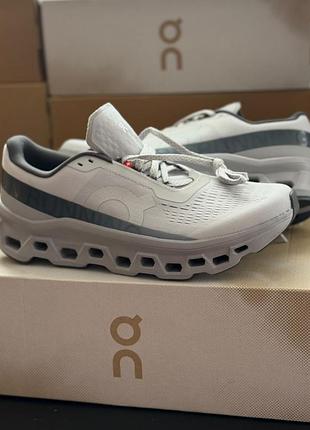 Оригинальные кроссовки on cloudmonster 1, размер 42 (us 8.5), цена 5500 грн.