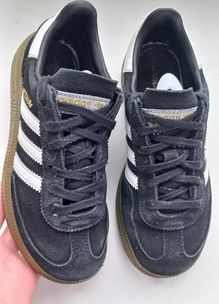 Детские кроссовки adidas spezial