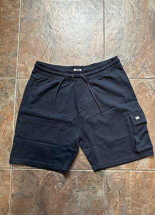 Нові шорти weekend offender