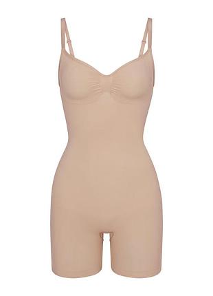 Skims mid thigh bodysuit коригуючий комбідрес утягивающее белье утягуюча білизна