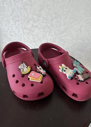 Крокси для дівчинки