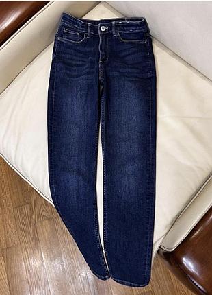 Стильні актуальні джинси на хлопчика 10-11 років ріст 146 skinny fit high waist  сині стан ідеальний дов 88, крок 64, пояс 30, є утяжка