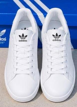 Adidas classic білі шкіряні кросівки | чоловічі та підліткові | повсякденний стиль | 40–45 класичные кроссовки мужские/подростковые кеди