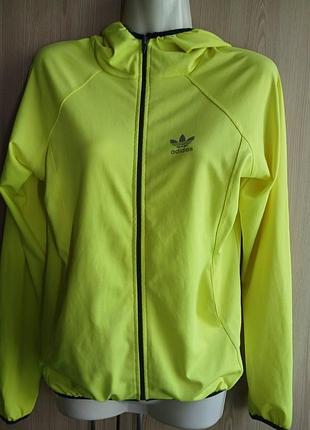 Ветровка кофта на молнии с эмблемой adidas xs/s
