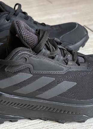 Оригінальні кросівки adidas terrex ax4 (стан нових)