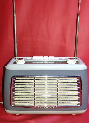 Винтажный радиоприемник schaub-lorenz touring t30 automatic 1962-63