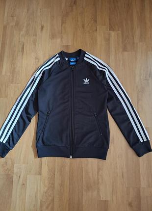 Новая олимпийка adidas на девочку 9-10 лет