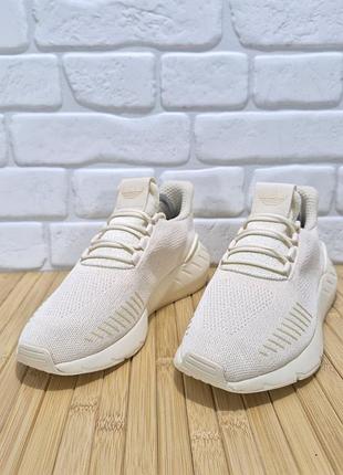 Кроссовки adidas 4