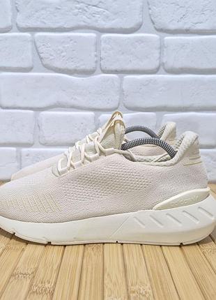 Кроссовки adidas 2