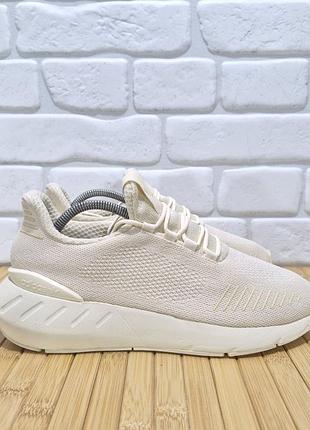 Кроссовки adidas 3