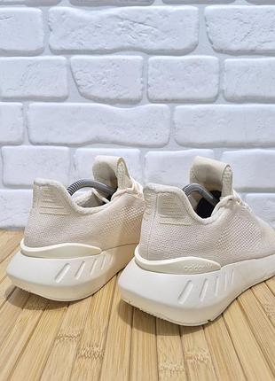 Кроссовки adidas 8