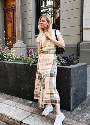 Красивое асимметричное сатиновое платье сарафан в клетку zara
💫💫💫💫💫💫💫💫💫💫💫💫💫