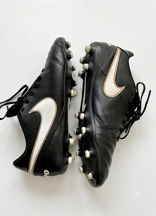 Футбольне взуття, бутси, шиповки ,сороконіжки  nike tiempo,розмір 40.