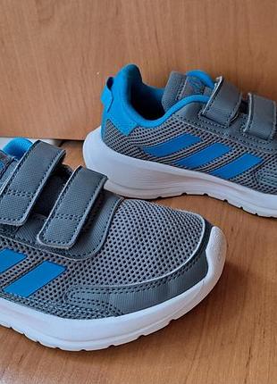 Оригинальные кроссовки от adidas p31