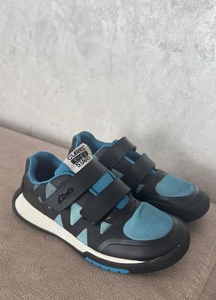 Кросівки кеди на липучках clarks cica star jump kid 25 розмір