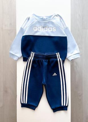 Костюм adidas розмір 6-9 місяців