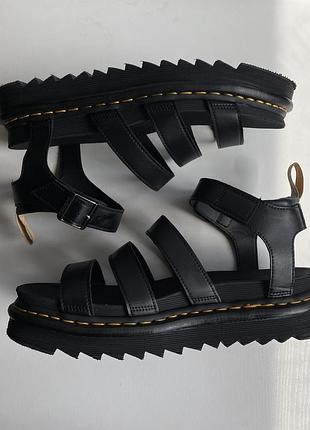 Сандалії dr. martens v blaire 3