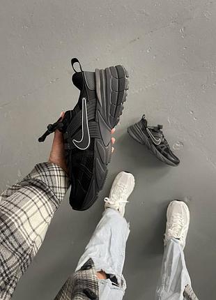 Nike v2k run premium 4