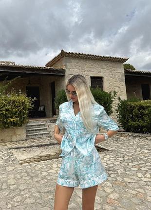 Костюм українського бренду ivina boutique