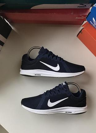 Nike оригінал кросівки розмір 40 стелька 25 см супер стан легкі сітка темне взуття обувь спортивне взуття
