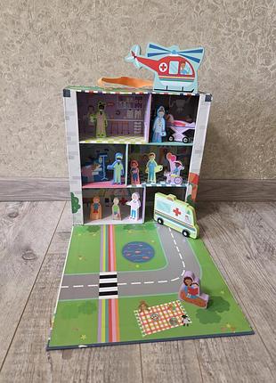 Портативный игровой домик happy hospital playbox от бренда floss &amp; rock.
