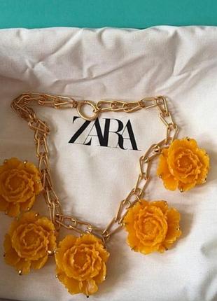 Масивне кольє колаборації marisa berenson+zara