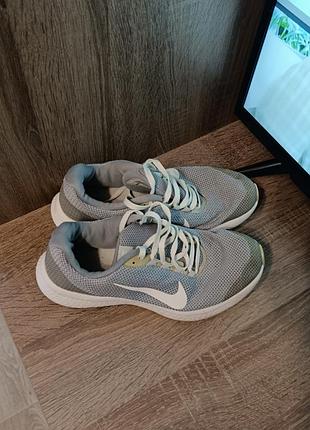 Кроссовки adidas