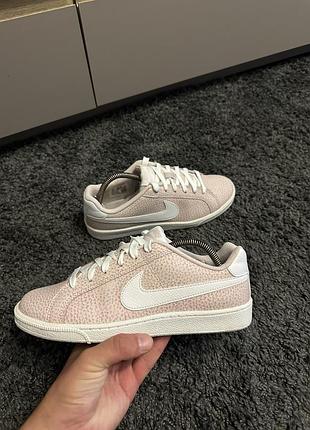 Оригінальні шкіряні кросівки nike
